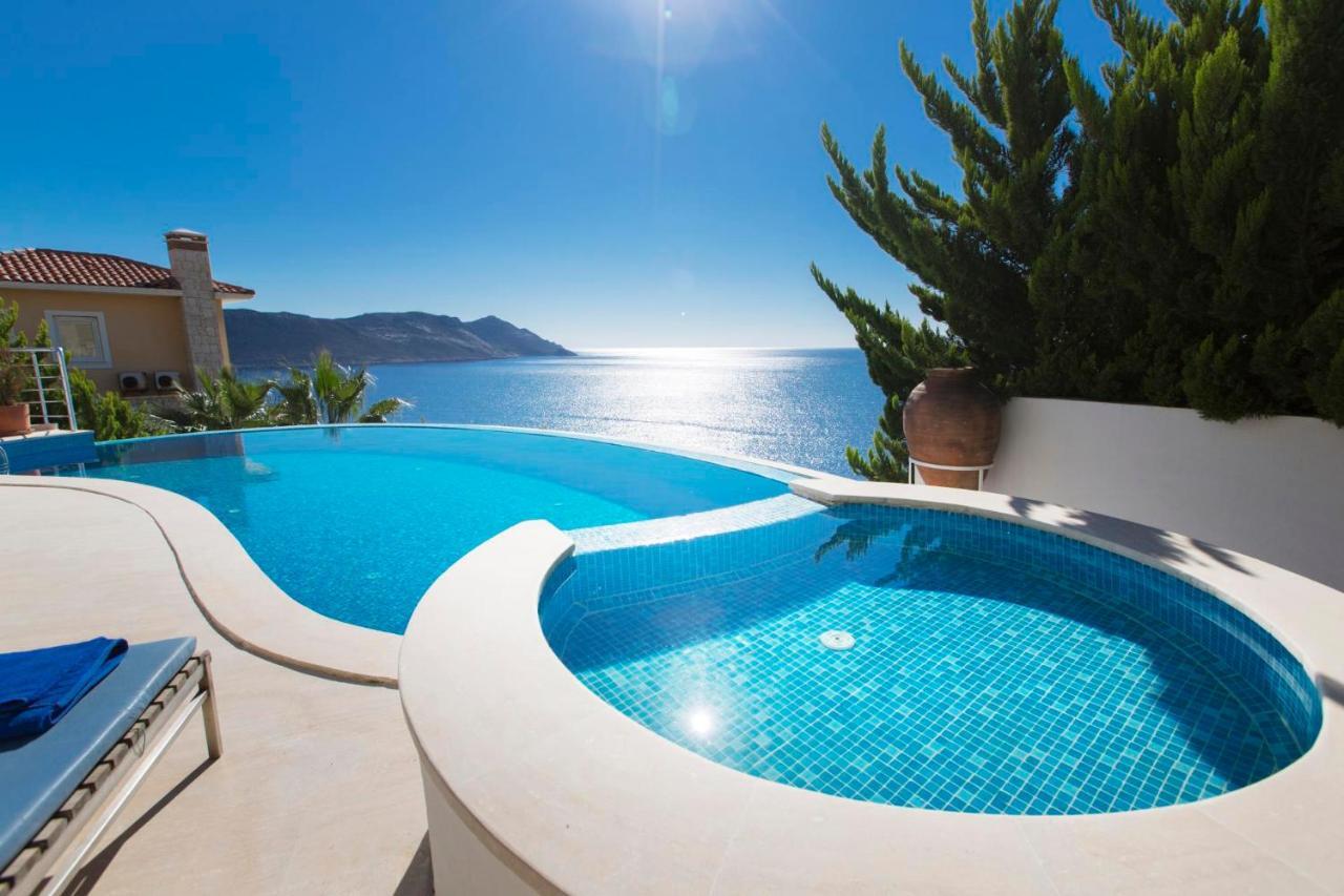 Iskenderun Villa Sleeps 10 With Pool And Air Con Yenikoy  ภายนอก รูปภาพ